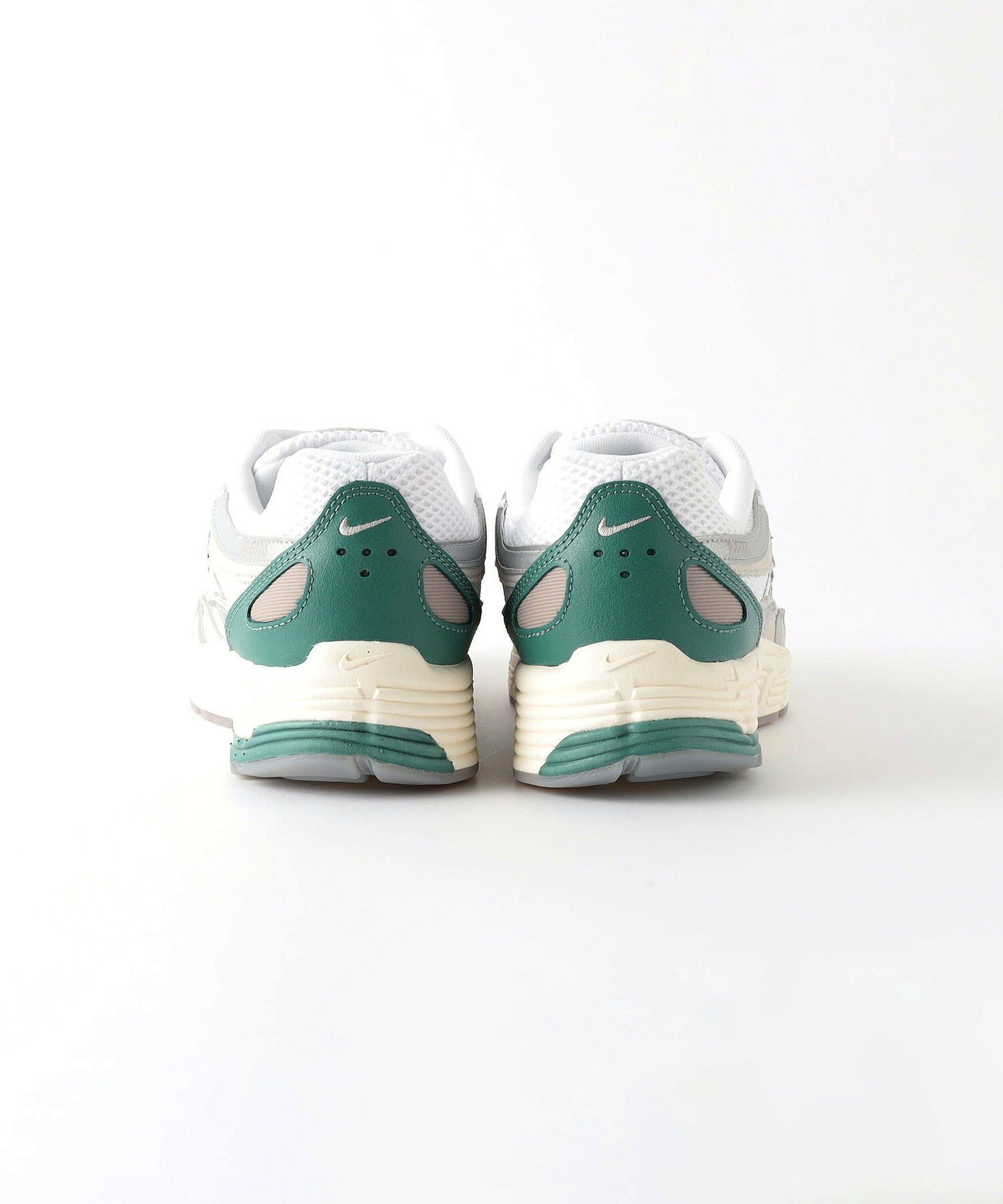 <NIKE> P-6000 PRM/スニーカー